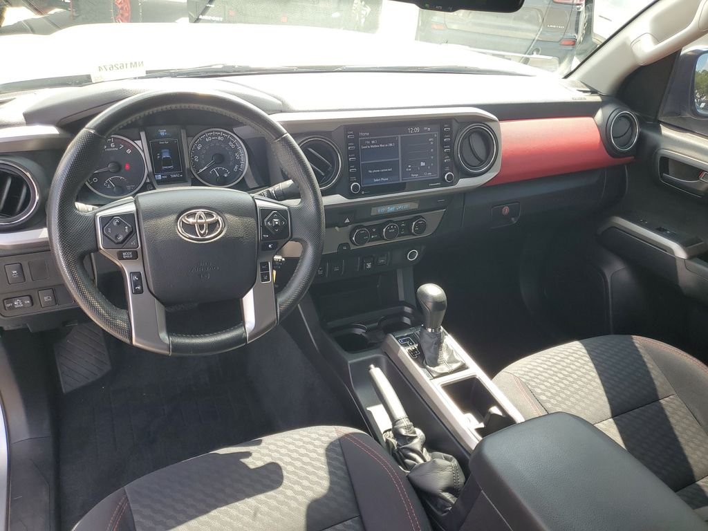 Used 2022 Silver Toyota SR5 image 13