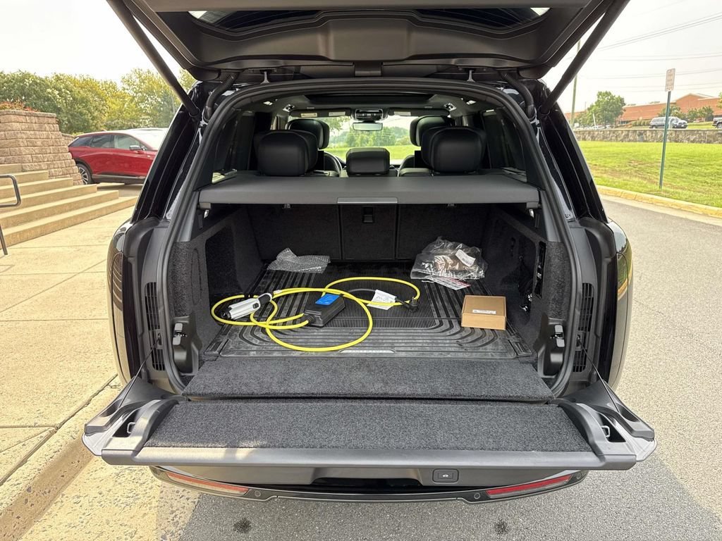 Used 2024 Black Land Rover Autobiography image 25