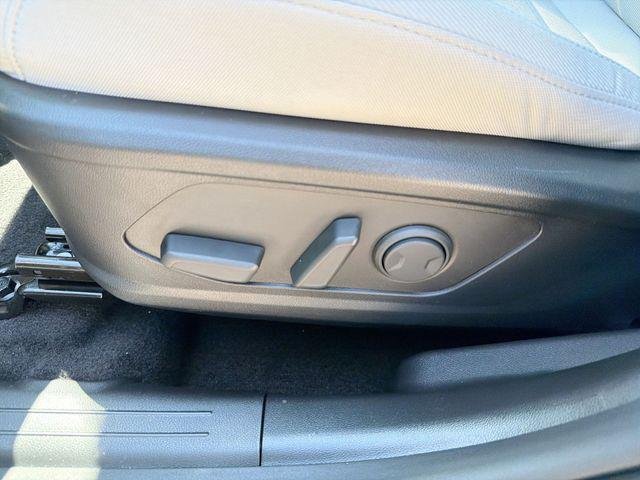 New 2026 White Hyundai SEL AWD image 16