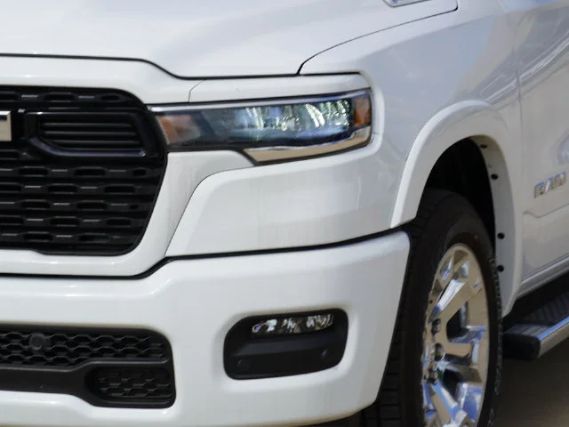 New 2026 Bright White Clear-Coat Exterior Paint RAM Big Horn/Lone Star image 10