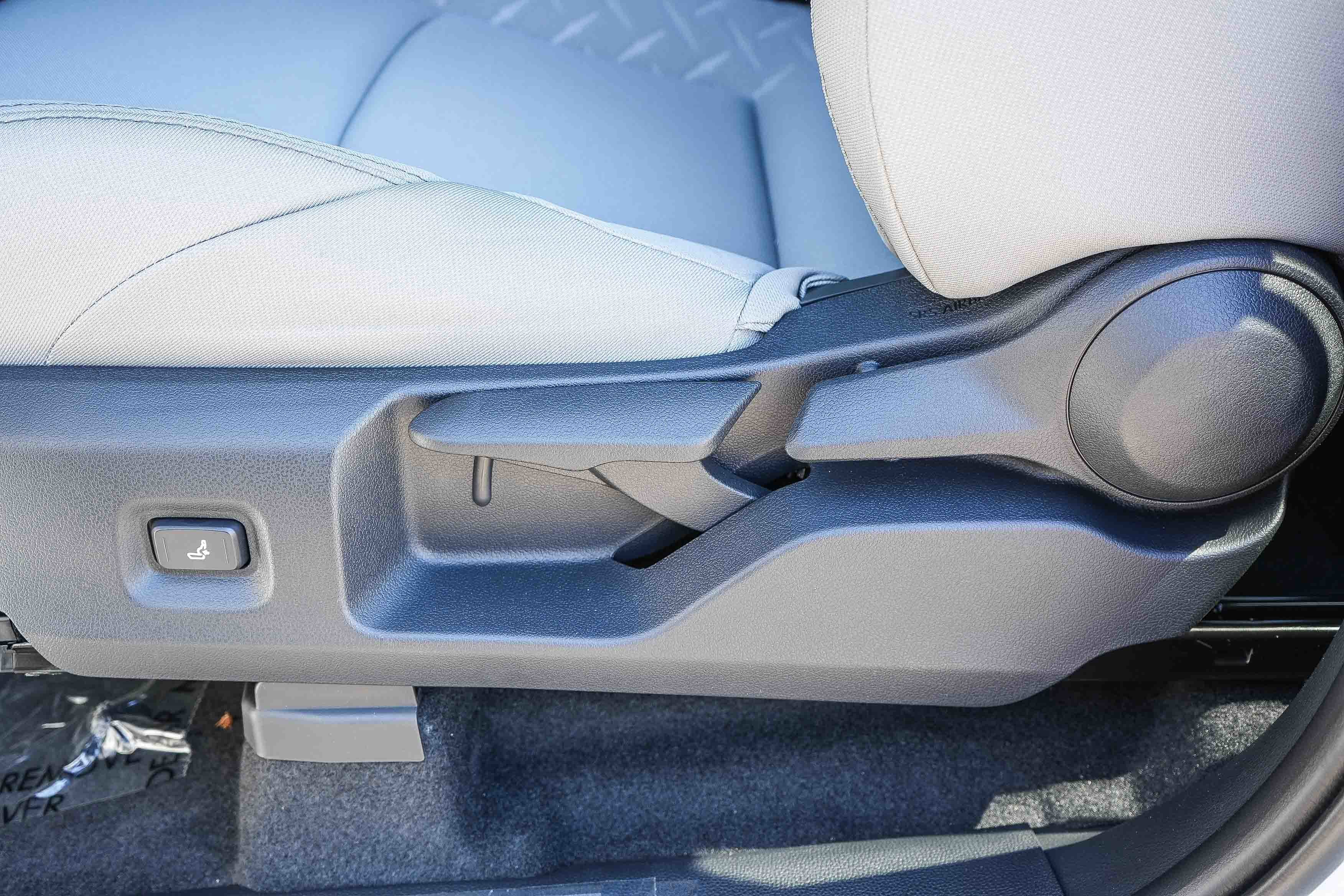 2026 Toyota Tacoma SR5 - Photo 21