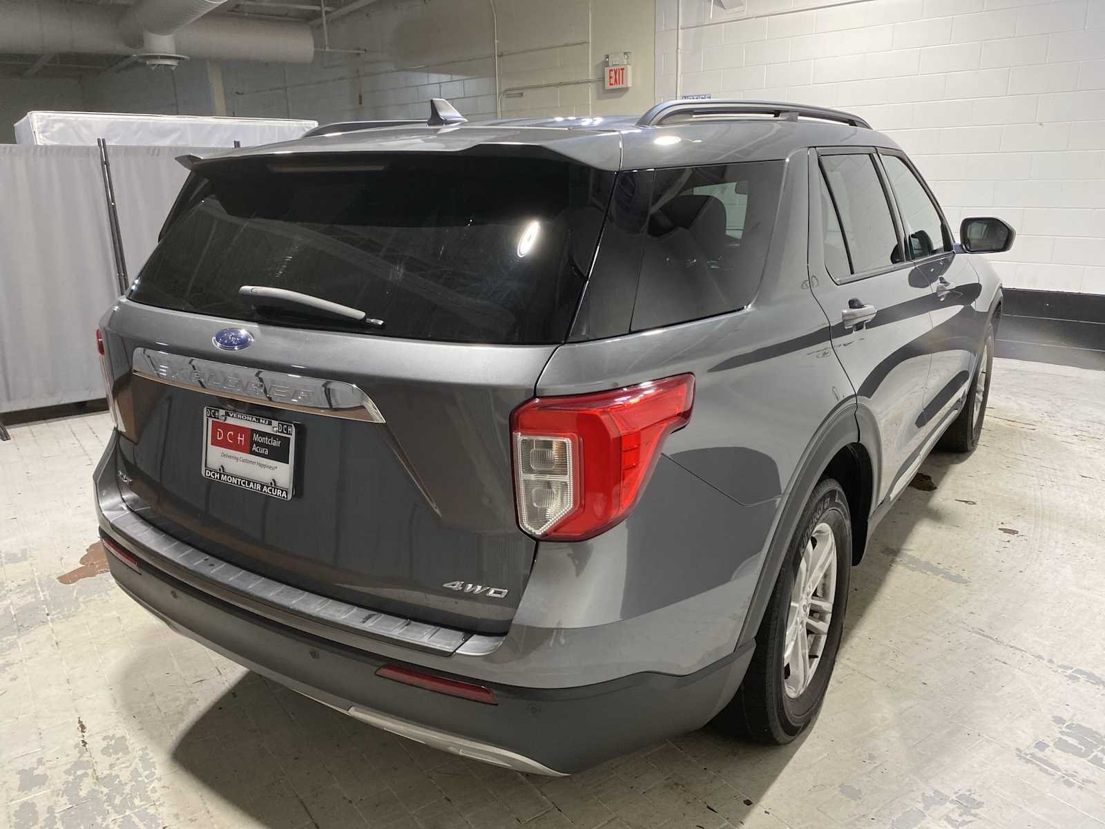 Used 2022 Carbonized Gray Metallic Ford XLT image 26
