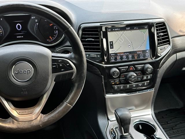 Used 2021 Granite Crystal Metallic Clearcoat Jeep Laredo X image 30