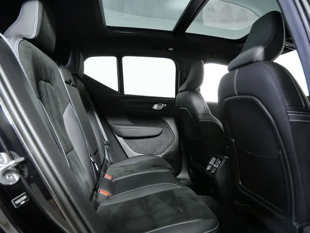 Used 2023  Volvo Twin Plus image 13