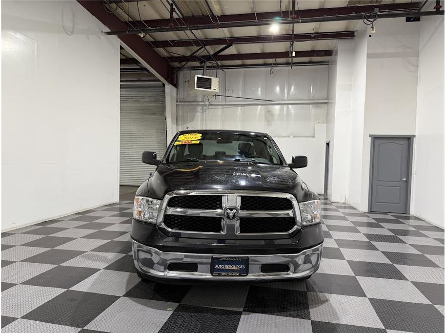 2019 Ram 1500 Classic Tradesman photo 3