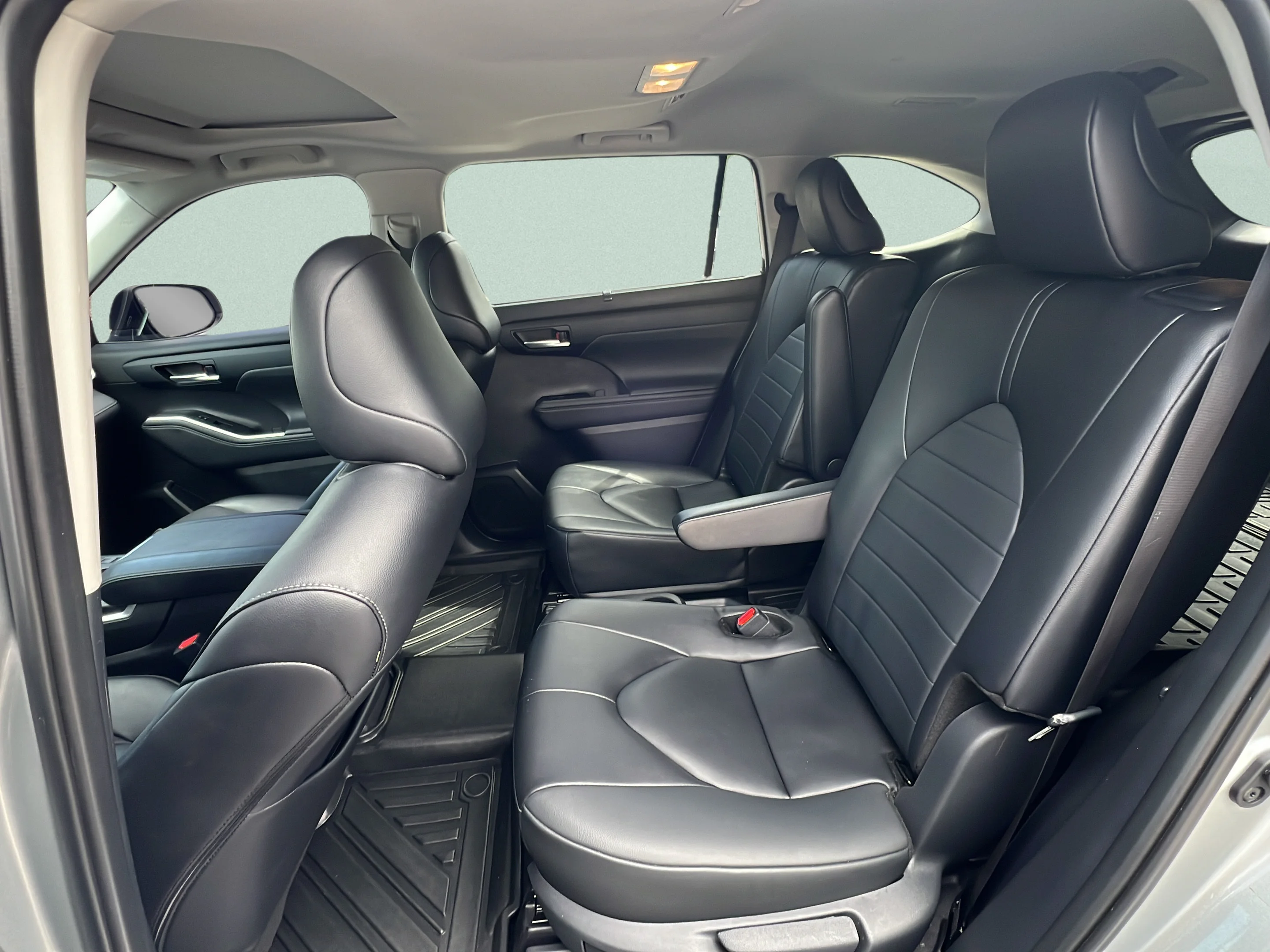 Used 2024 Celestial Silver Metallic Toyota LE image 10