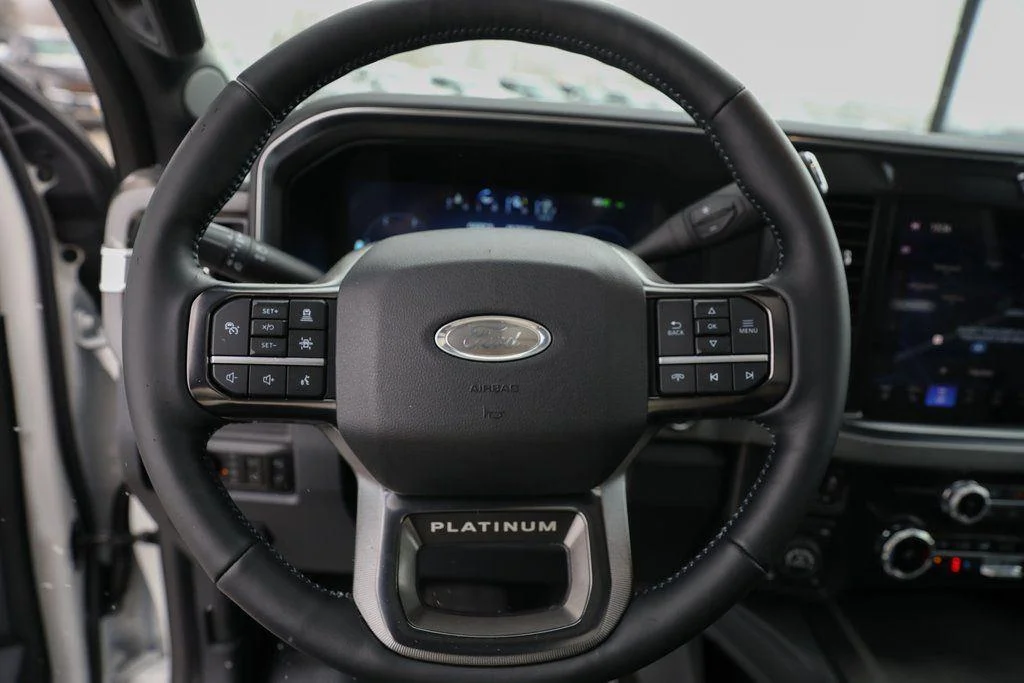 New 2026 Star White Metallic Tri-Coat Ford F-250® Platinum® image 46
