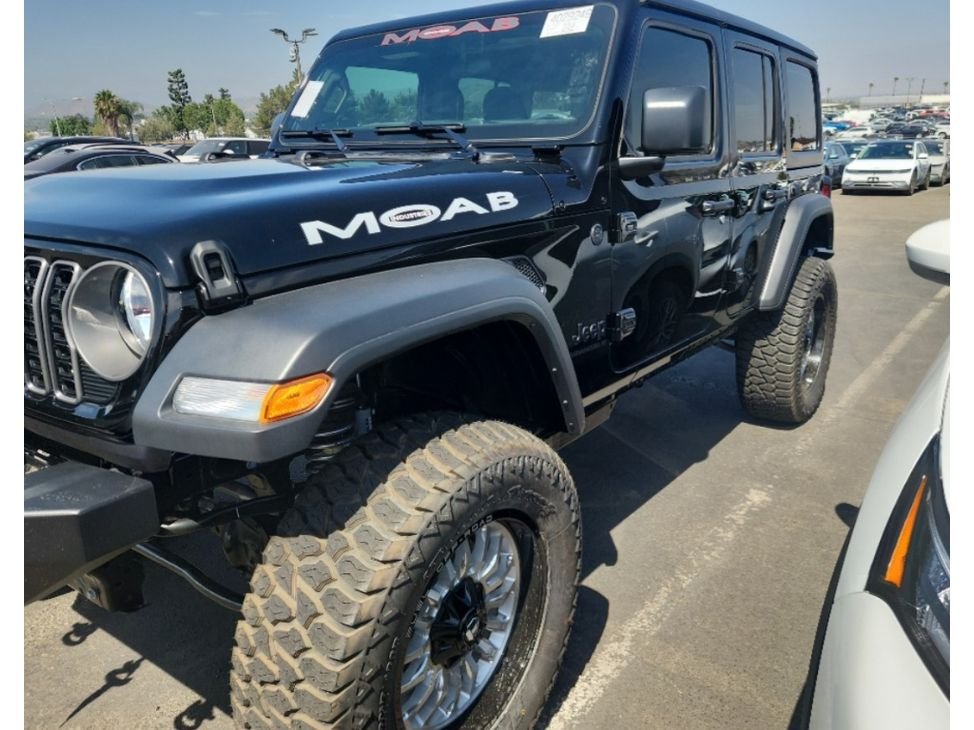 Used 2026 Black Clearcoat Jeep Sport image 3