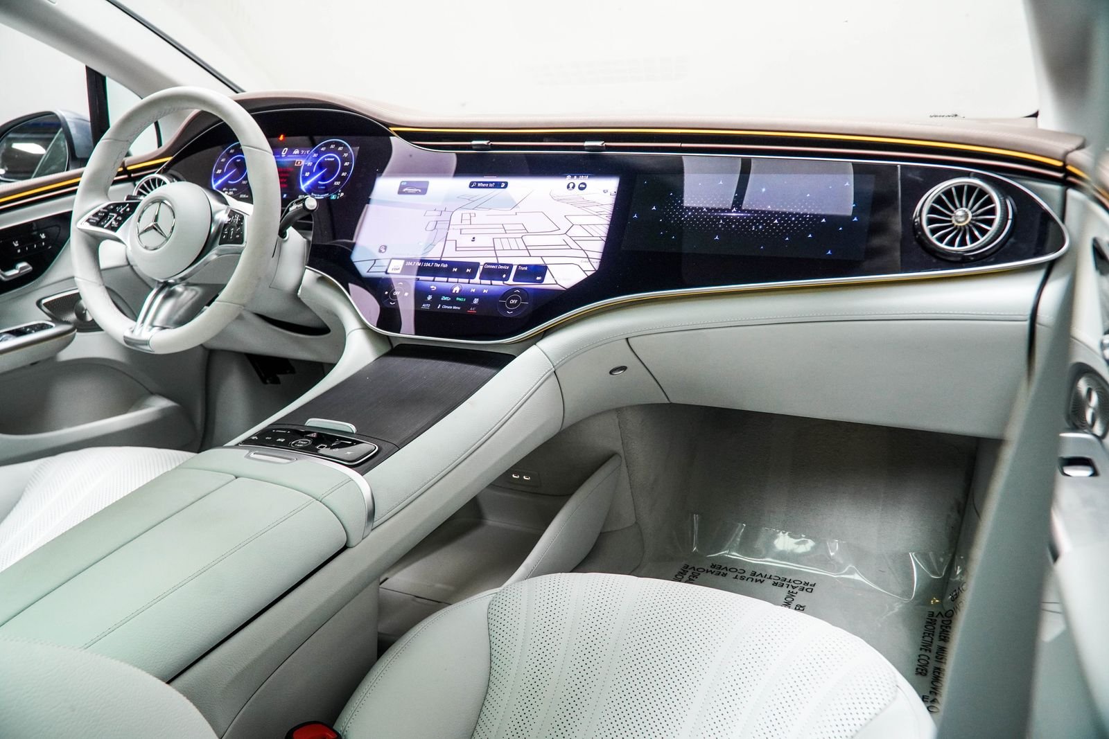 Used 2025 Gray Mercedes-Benz 500 Sedan image 19