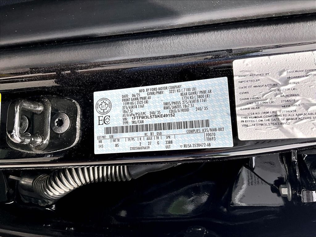 Used 2025 Black Ford XLT image 33