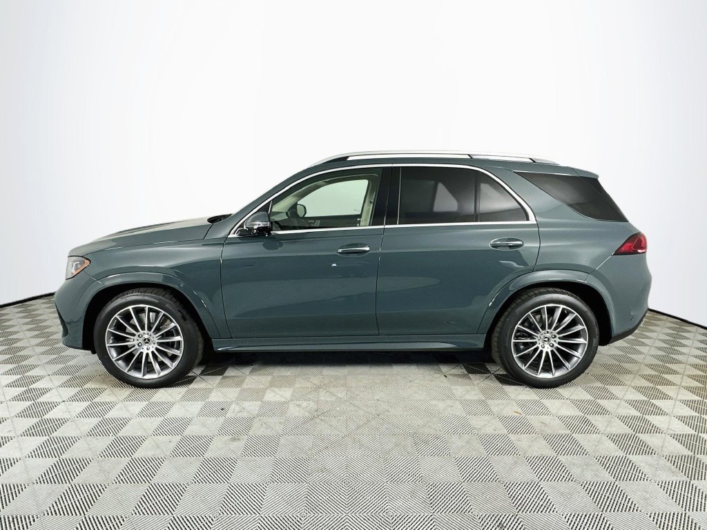 New 2027 Dark Petrol Mercedes-Benz GLE 450 image 37