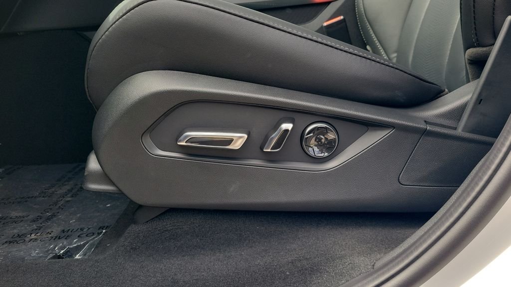 New 2026 Platinum White Pearl Acura Technology Package image 16