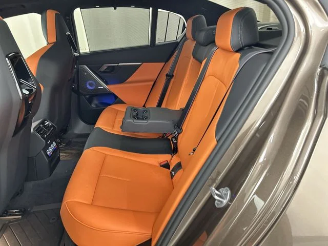 Used 2027 Unreleased BMW Base image 29