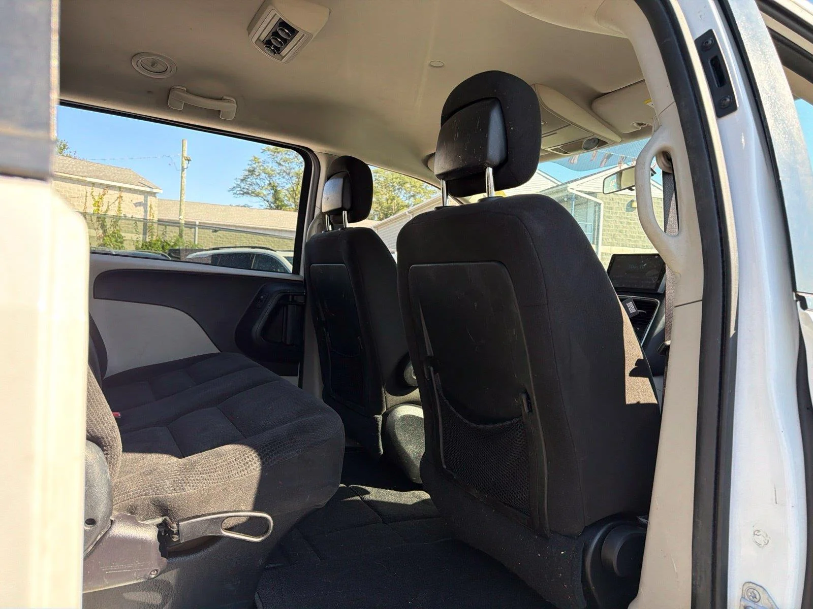 Used 2017 White Dodge SE image 16