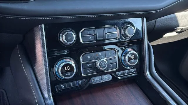 Used 2023 Sterling Metallic GMC Denali Ultimate image 31