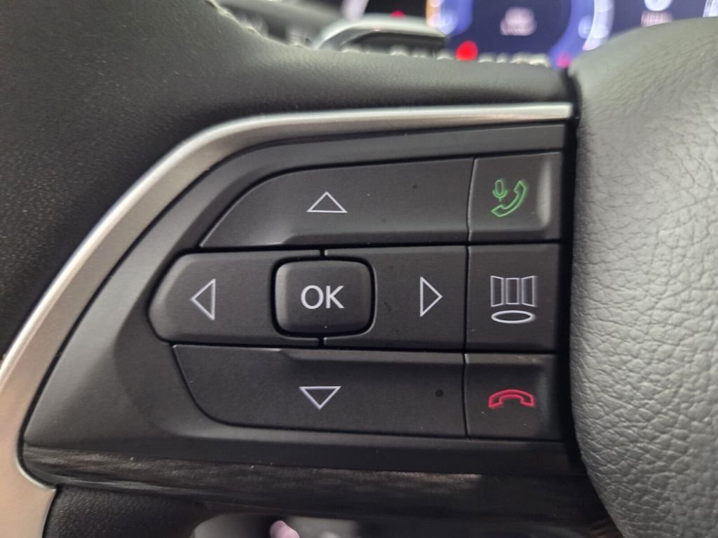 2025 Jeep Grand Cherokee Laredo - Photo 19