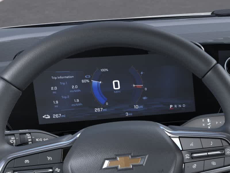 New 2025 Summit White Chevrolet LT image 18