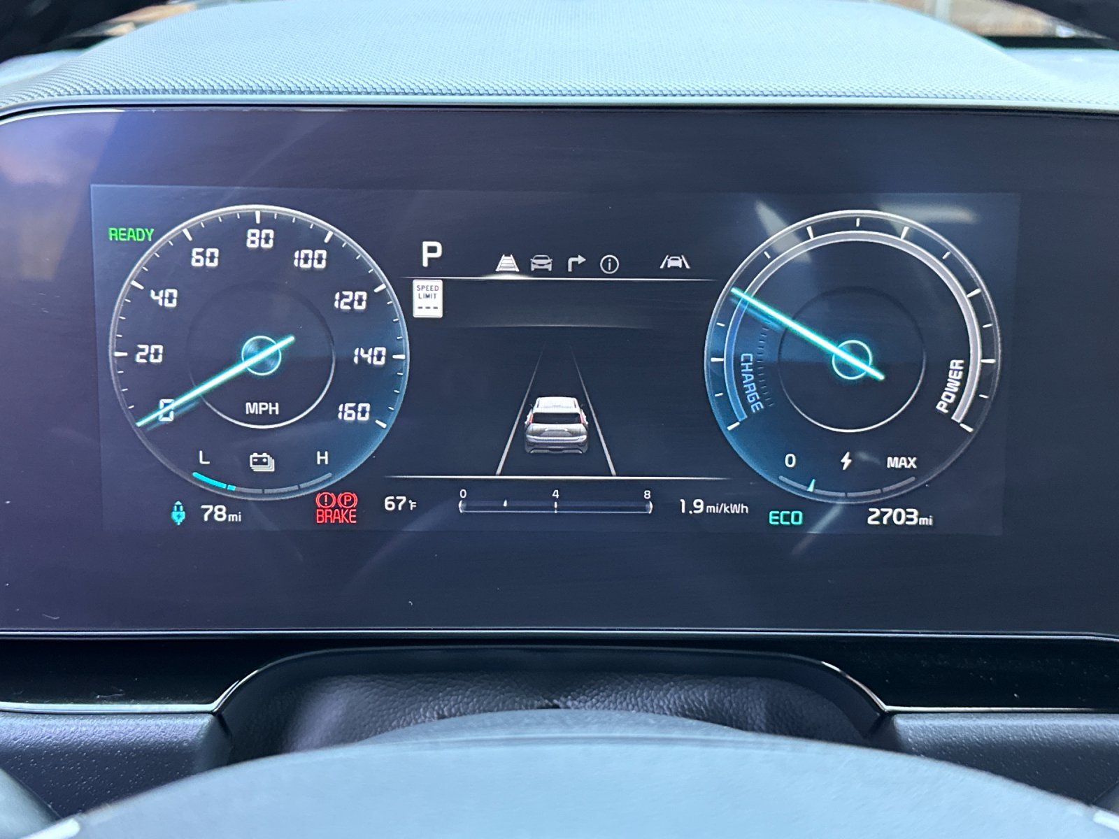 Used 2025 Green Kia Wind 4D Sport Utility image 31