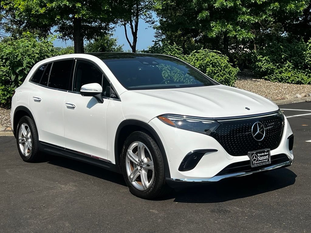 Certified Used 2023 White Mercedes-Benz 450 image 3
