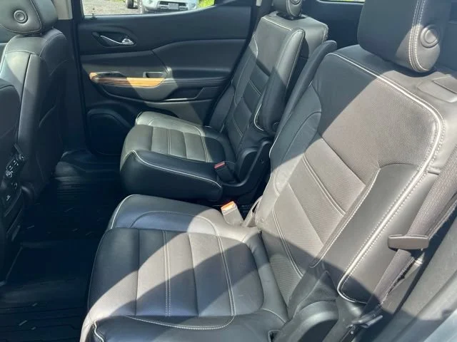 Used 2017 QUICKSILVER METALLIC GMC Denali image 12