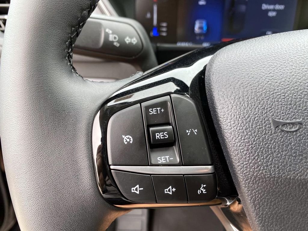Used 2023 Black Ford Active image 18