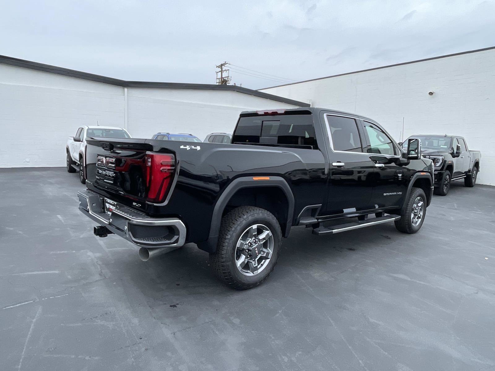 2026 GMC Sierra 3500HD SLT - Photo 5