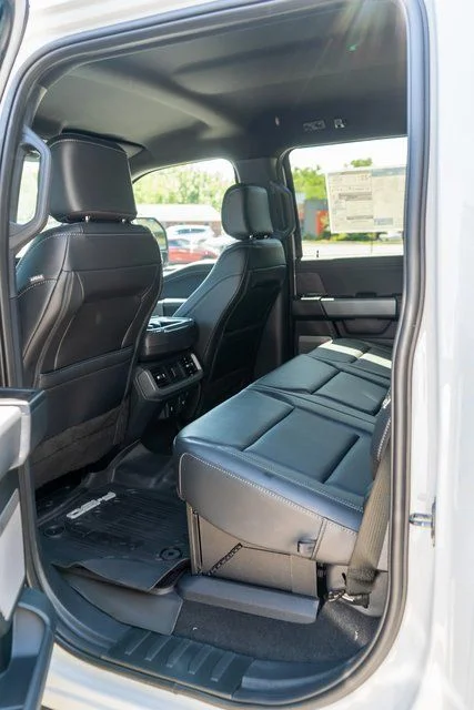 New 2026 Avalanche Ford XLT image 8
