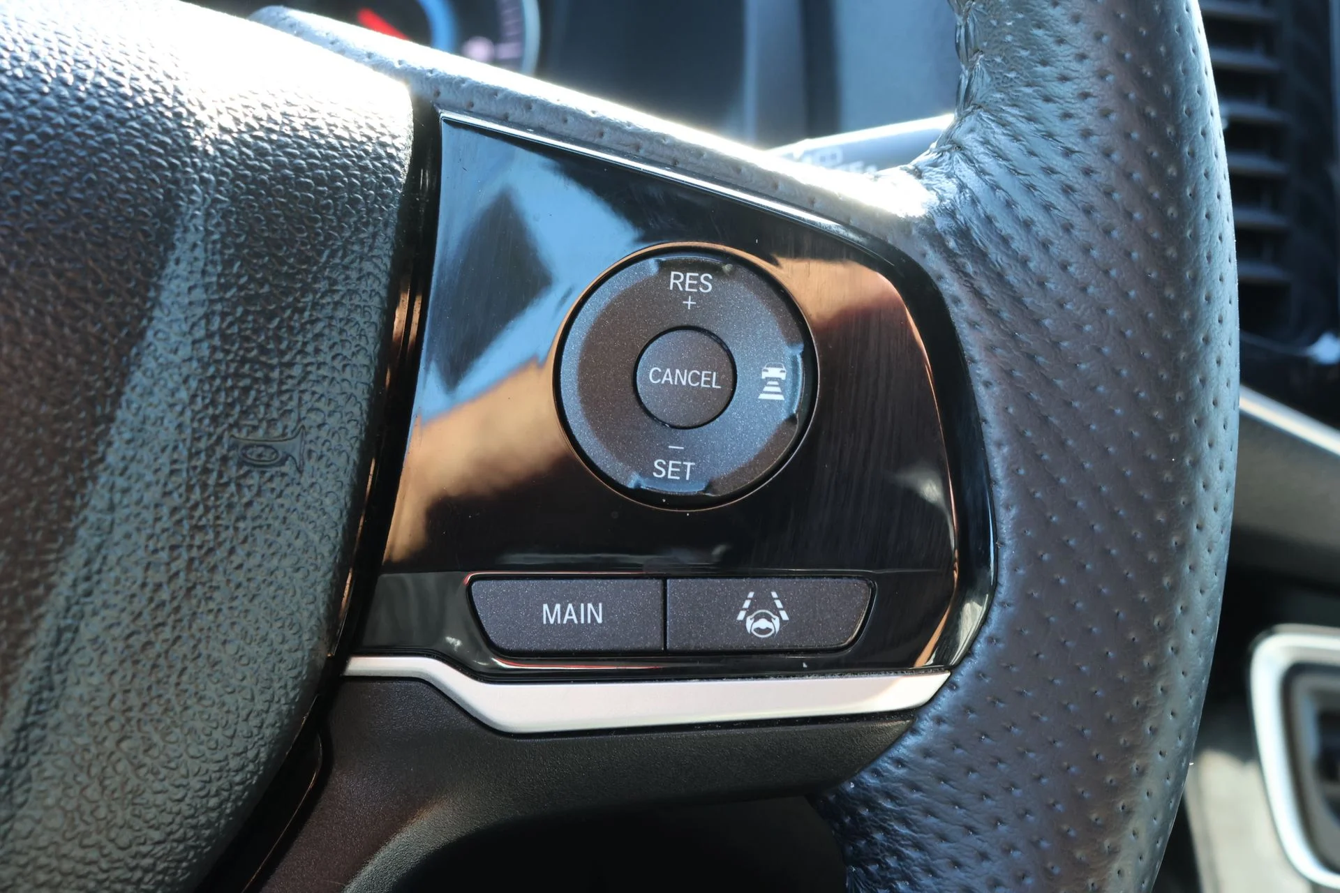 Used 2020 Blue Honda Touring image 10