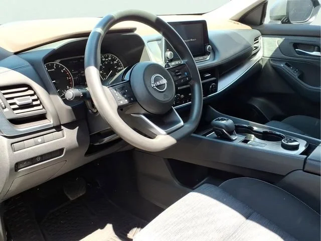 Used 2023 Gray Nissan SV Intelligent AWD image 10