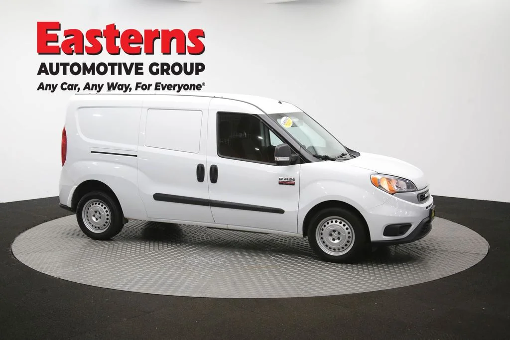 Used 2022 White Ram Base image 44