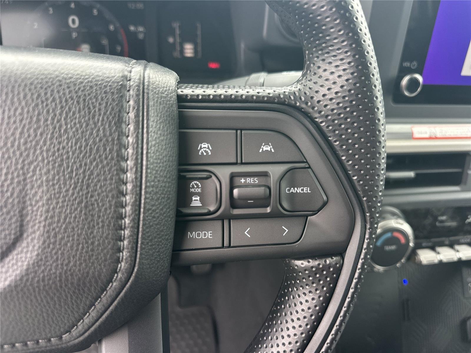 2026 Toyota Tacoma SR5 - Photo 11