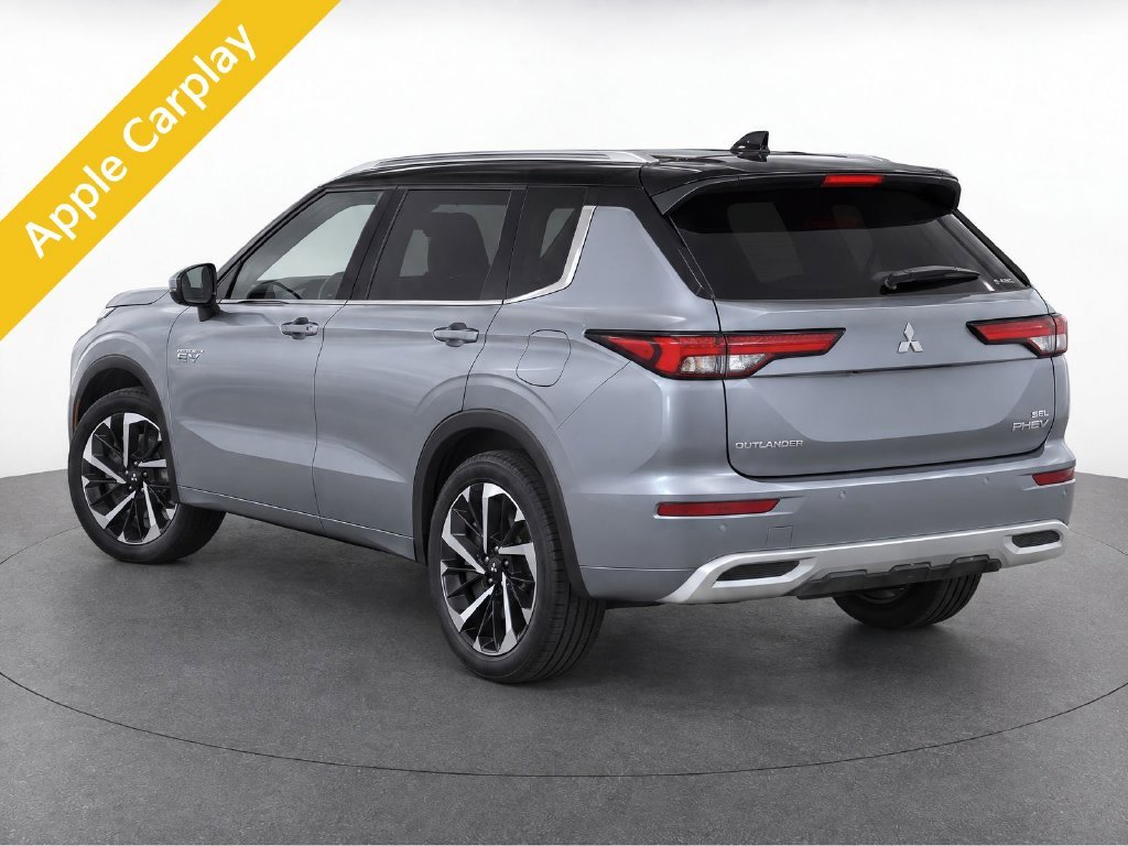 Used 2023  Mitsubishi SEL image 4