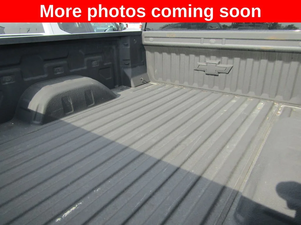 Used 2020  Chevrolet RST image 13