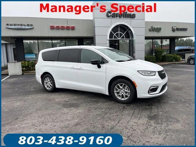 2026 Chrysler Pacifica Select's photo