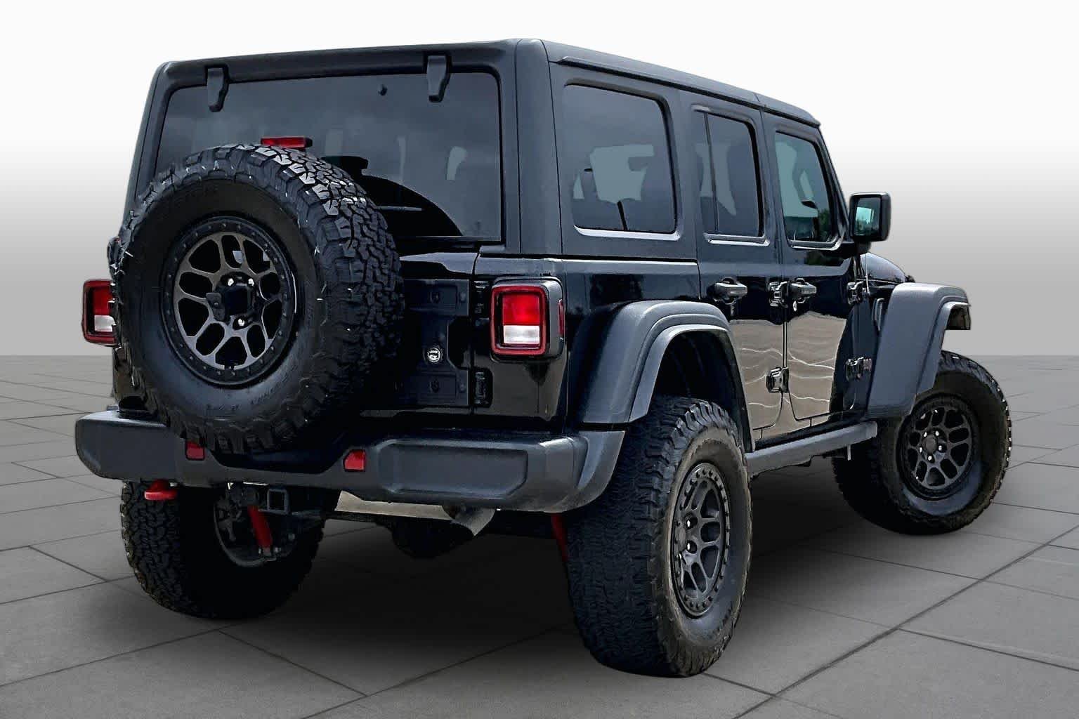 Used 2022 Black Clearcoat Jeep Unlimited Rubicon image 12