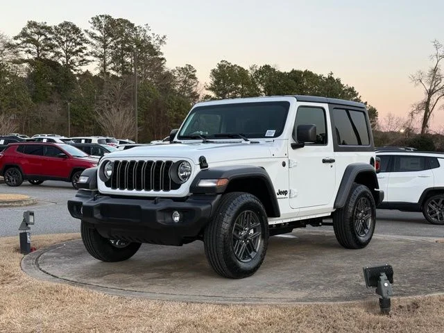 New 2026 Bright White Clear-Coat Exterior Paint Jeep Sport image 3