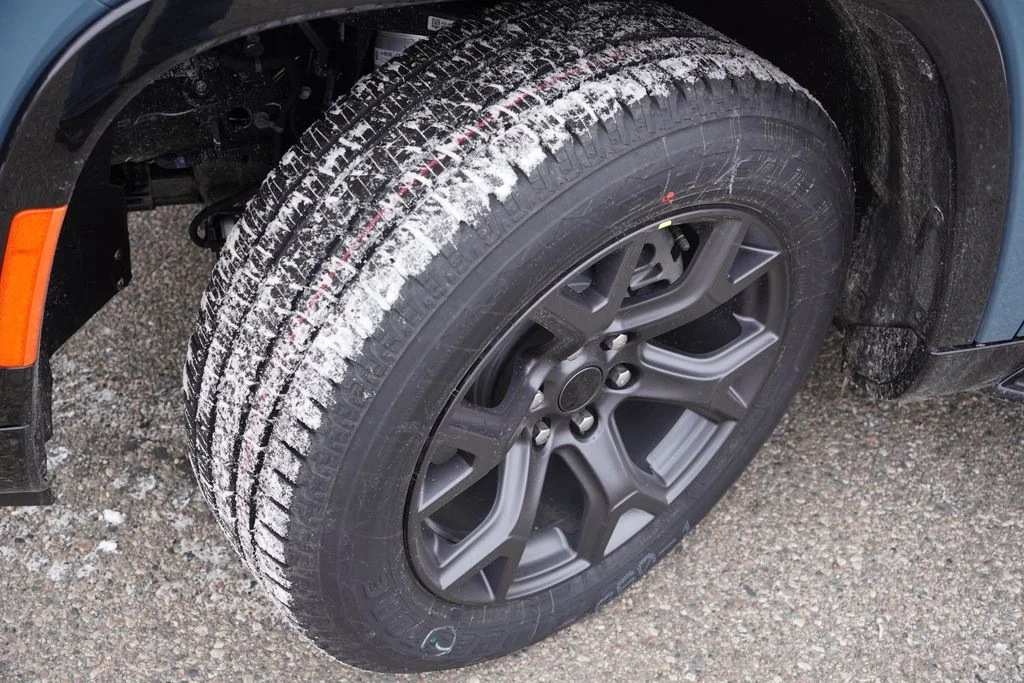 New 2026 Steel Blue Jeep Limited Altitude image 9