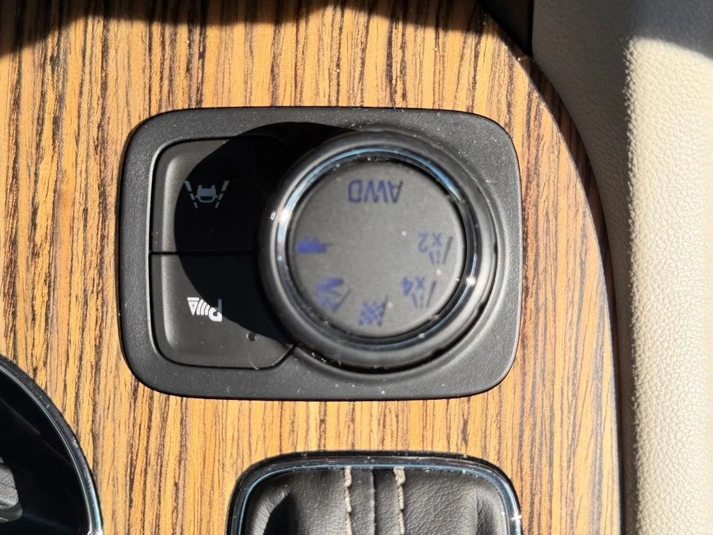 Used 2019 White GMC Denali image 45