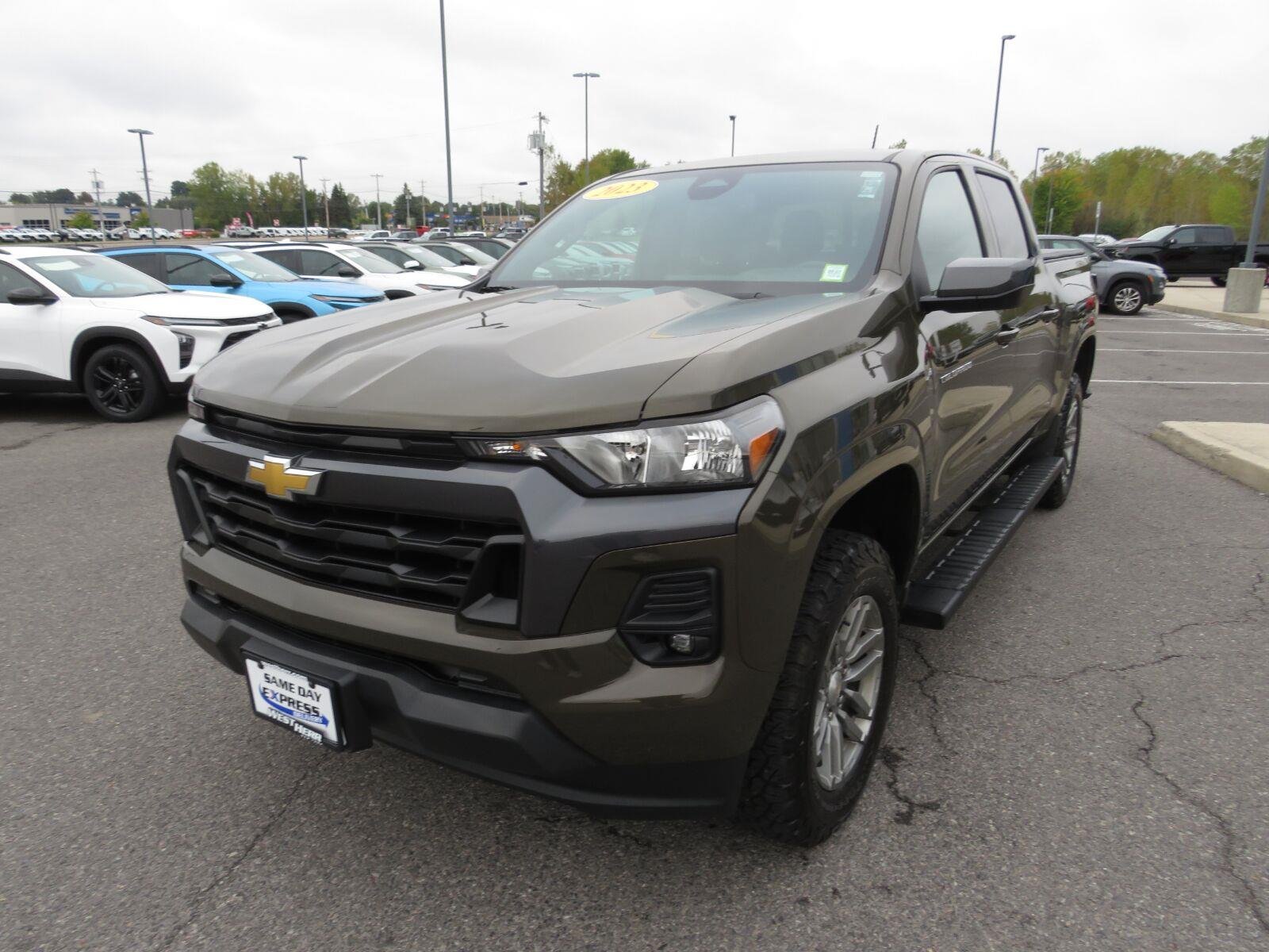 Used 2023 Harvest Bronze Metallic Chevrolet 4WD LT image 10