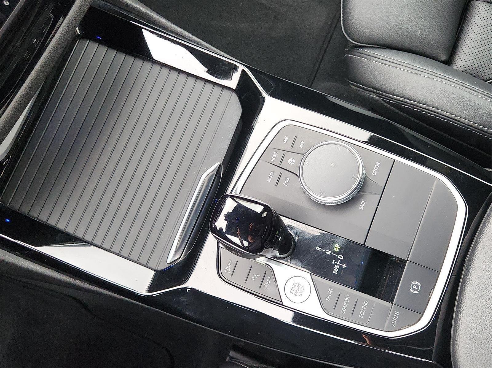 Used 2022 Brooklyn Grey Metallic BMW sDrive30i image 20