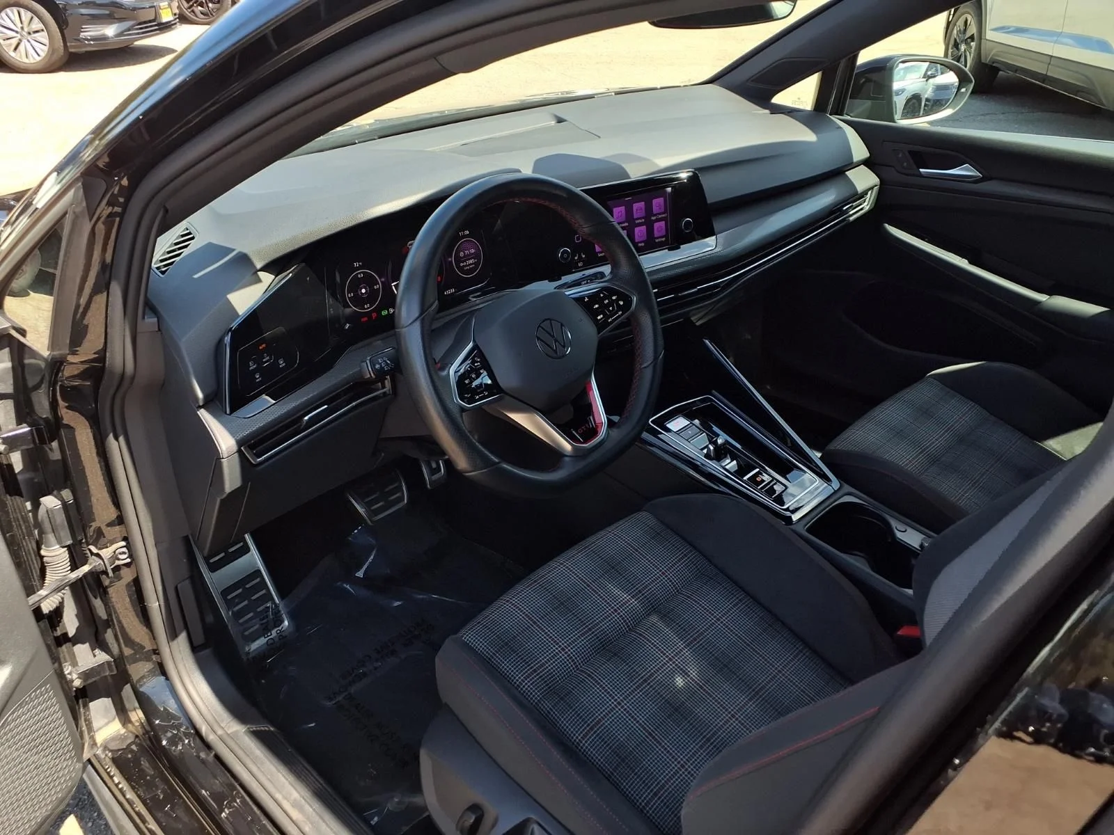 Used 2024 Black Volkswagen 2.0T S image 14