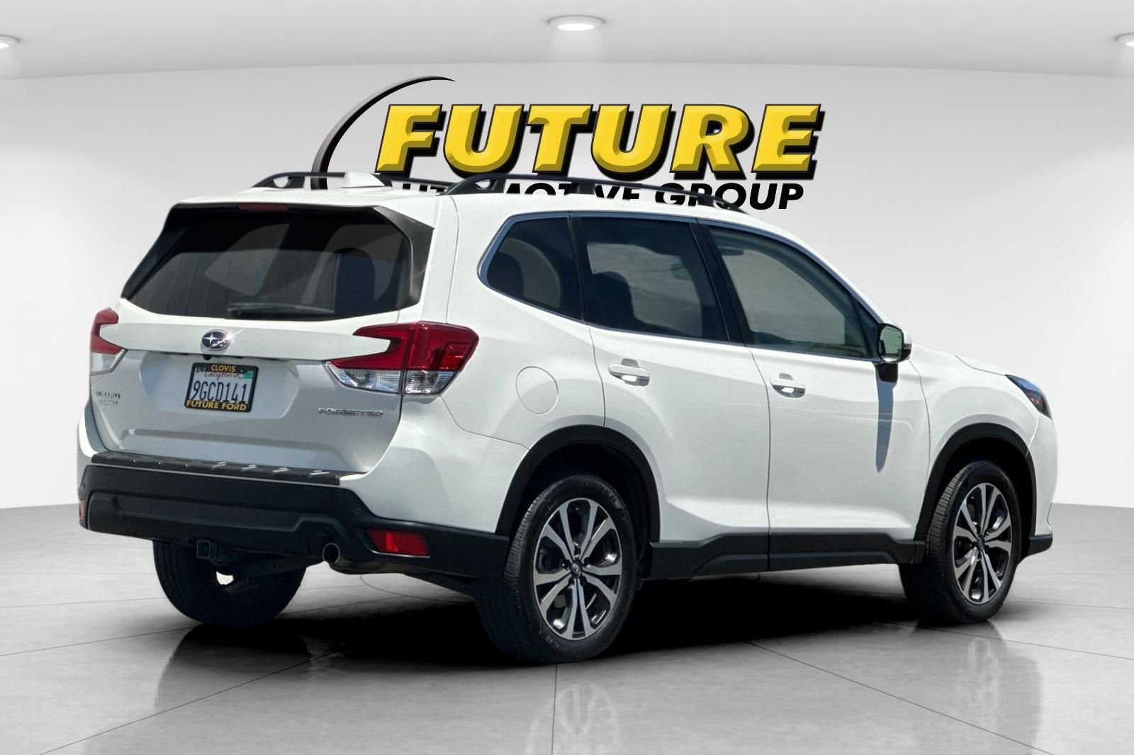 Used 2023 White Subaru Limited image 3