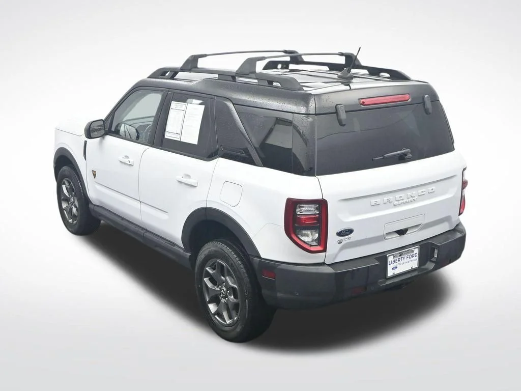 Certified Used 2021 Oxford White Ford Badlands image 44