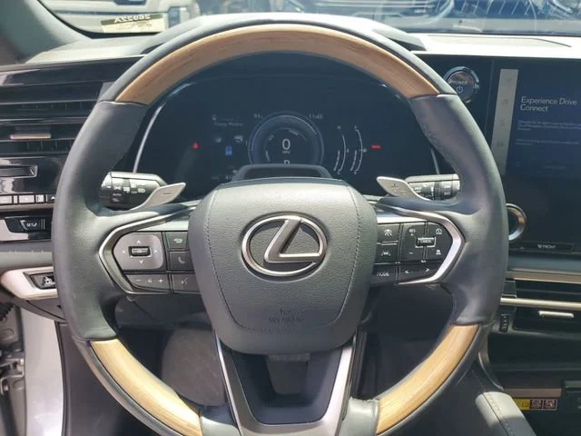 Used 2023 Iridium Lexus RX 350h image 11