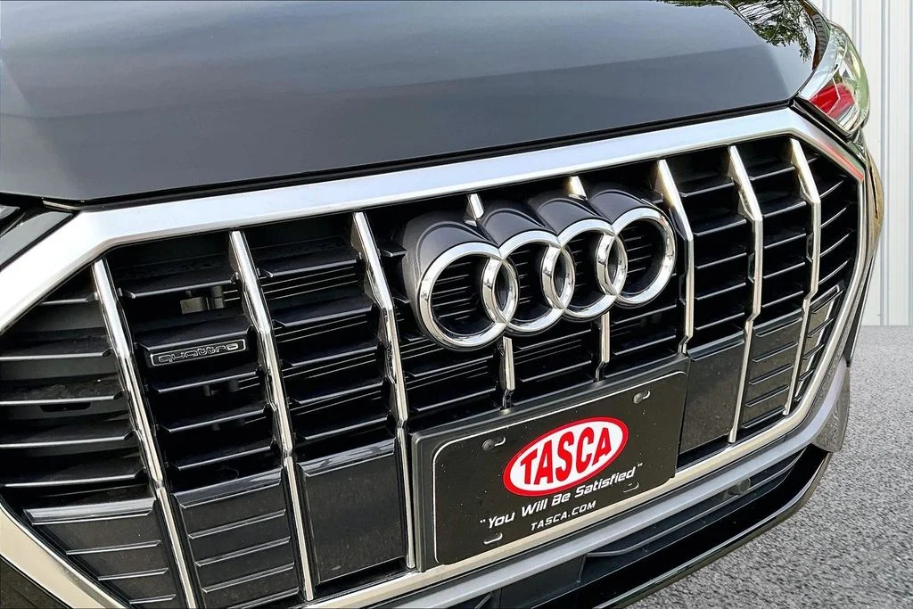 Used 2025 Black Audi Premium image 33