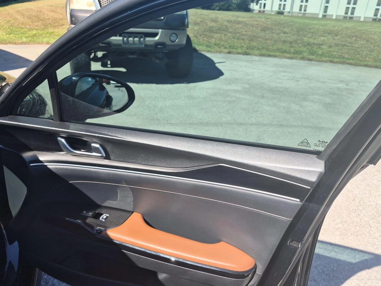 Used 2024 Ebony Black Kia GT image 34