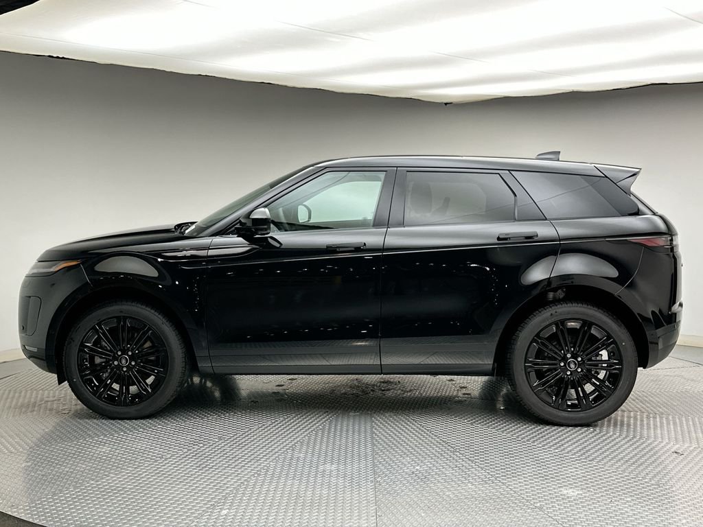 New 2026 Santorini Black Metallic Land Rover S image 2