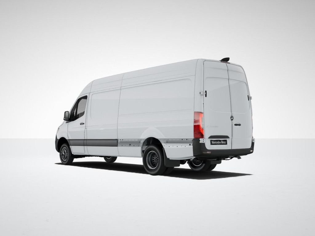 New 2026  Mercedes-Benz Cargo 170 WB image 29