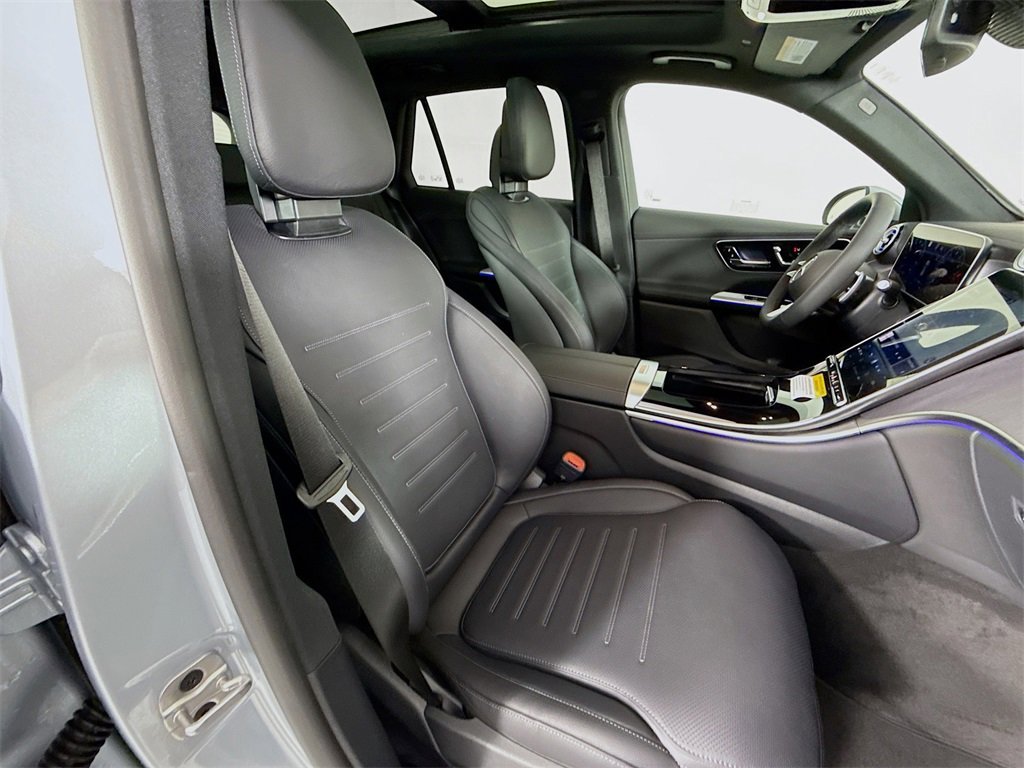 2025 Mercedes-Benz GLC Base - Photo 64