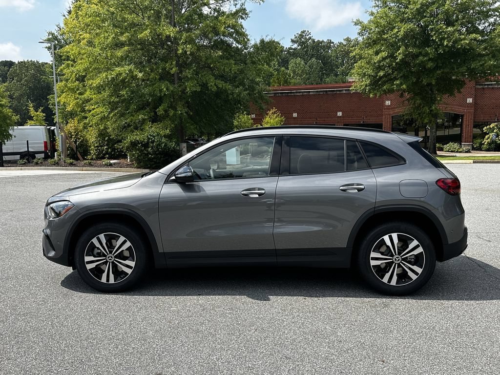 New 2026 Mountain Grey Metallic Mercedes-Benz GLA 250 image 42